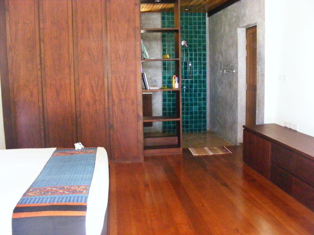 Baan Banyan Villa, Wood House Short Walk To Mae Nam Beach Exterior photo